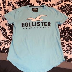 𝐁𝐥𝐮𝐞 𝐇𝐨𝐥𝐥𝐢𝐬𝐭𝐞𝐫 𝐒𝐡𝐢𝐫𝐭 🕊